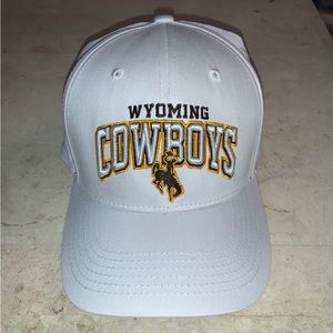 University of Wyoming UW Cowboys Adjustable Baseball Cap Trucker’s Hat New W/Tag